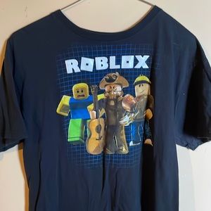 Roblox Tshirt youth XL